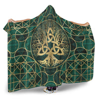 viking-hooded-blanket-tree-of-life-with-triquetra-malachite-and-gold-hooded-blanket