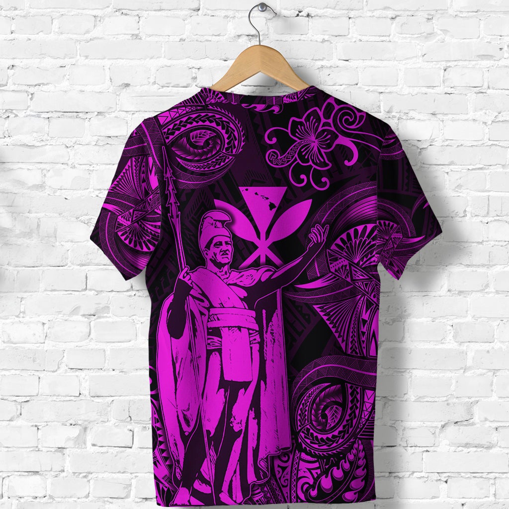 Dark crew-neck T-shirt with large neon magenta Polynesian pattern and king portrait