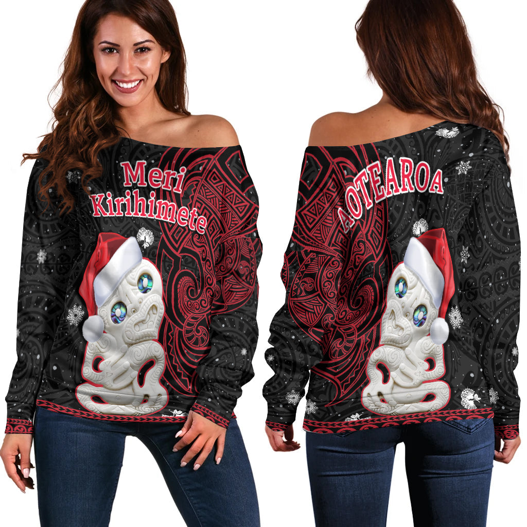 New Zealand Christmas Off Shoulder Sweater Hei Tiki Red Pohutukawa Meri Kirihimete - Wonder Print Shop