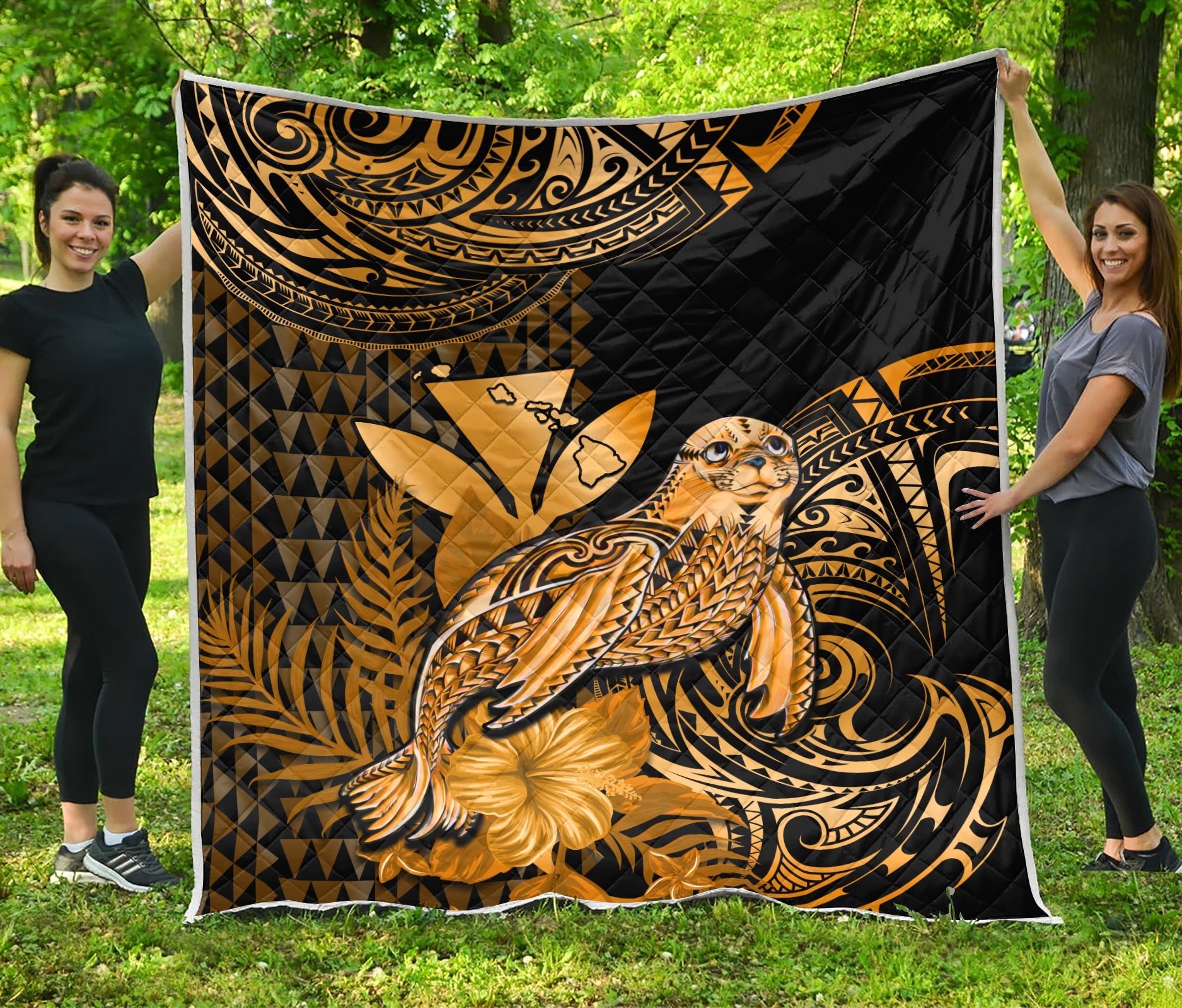 Hawaii Monk Seal Premium Quilt Kakau With Kanaka Gold - Wonder Print Shop