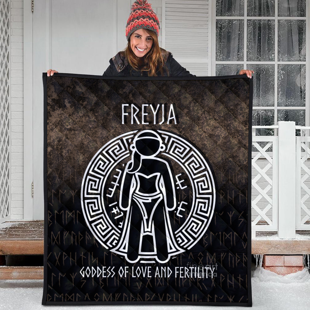 Wonder Print Shop Quilt - Freyja the Goddess of Love and Fertility Quilt RLT12 - Wonder Print Shop