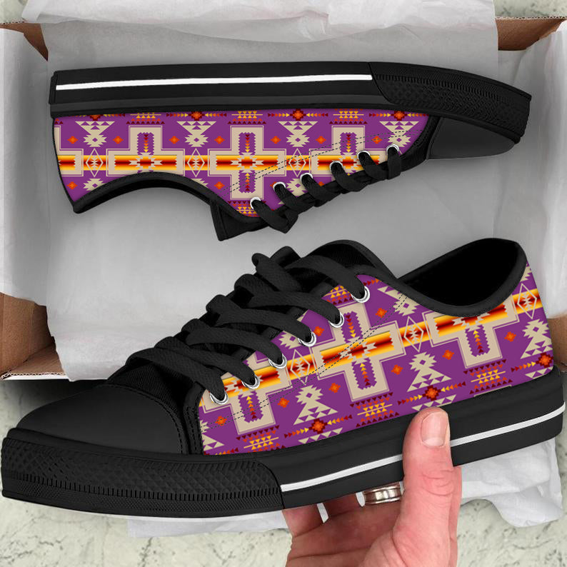 light-purple-tribe-design-native-american-low-top-canvas-shoes
