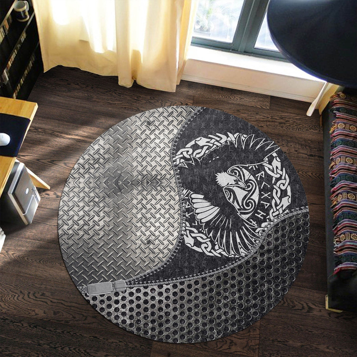 viking-carpet-scandinavian-black-raven-in-flight-with-outstretched-wings-and-old-norse-round-carpet