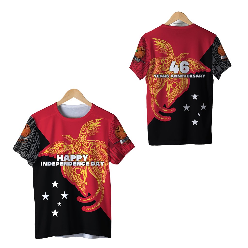 Front and back: 'Happy Independence Day'/'46 Years Anniversary' red/black T-shirt