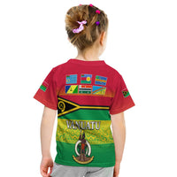 Kids red Vanuatu T-shirt: back view with country flag panel and map print
