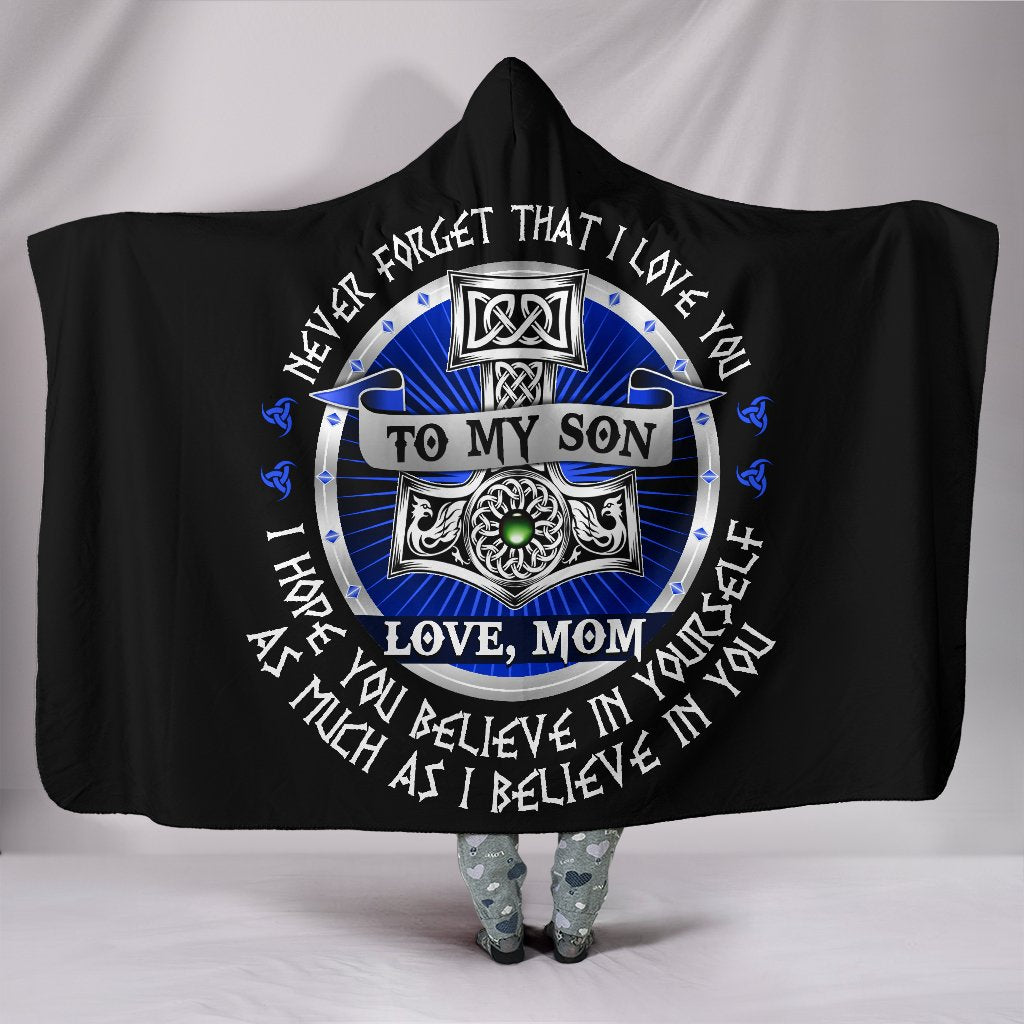 viking-hooded-blanket-family-mom-and-son