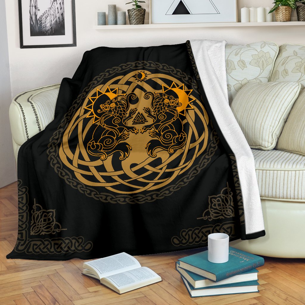 viking-skoll-and-haiti-blanket