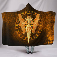 viking-hooded-blanket-gold-spear-of-the-god-odin-gungnir-and-two-gold-ravens