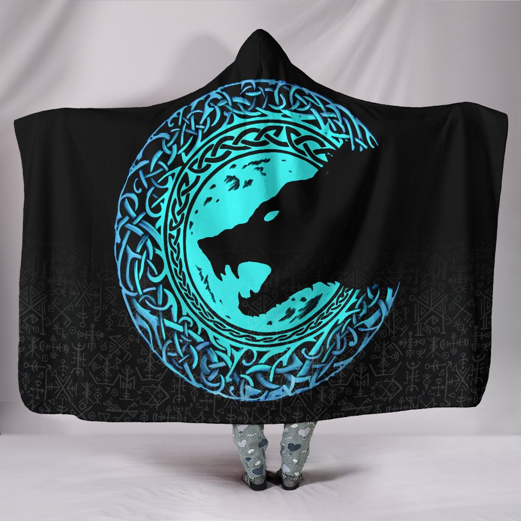 viking-hooded-blanket-fenrir-norse-wolf