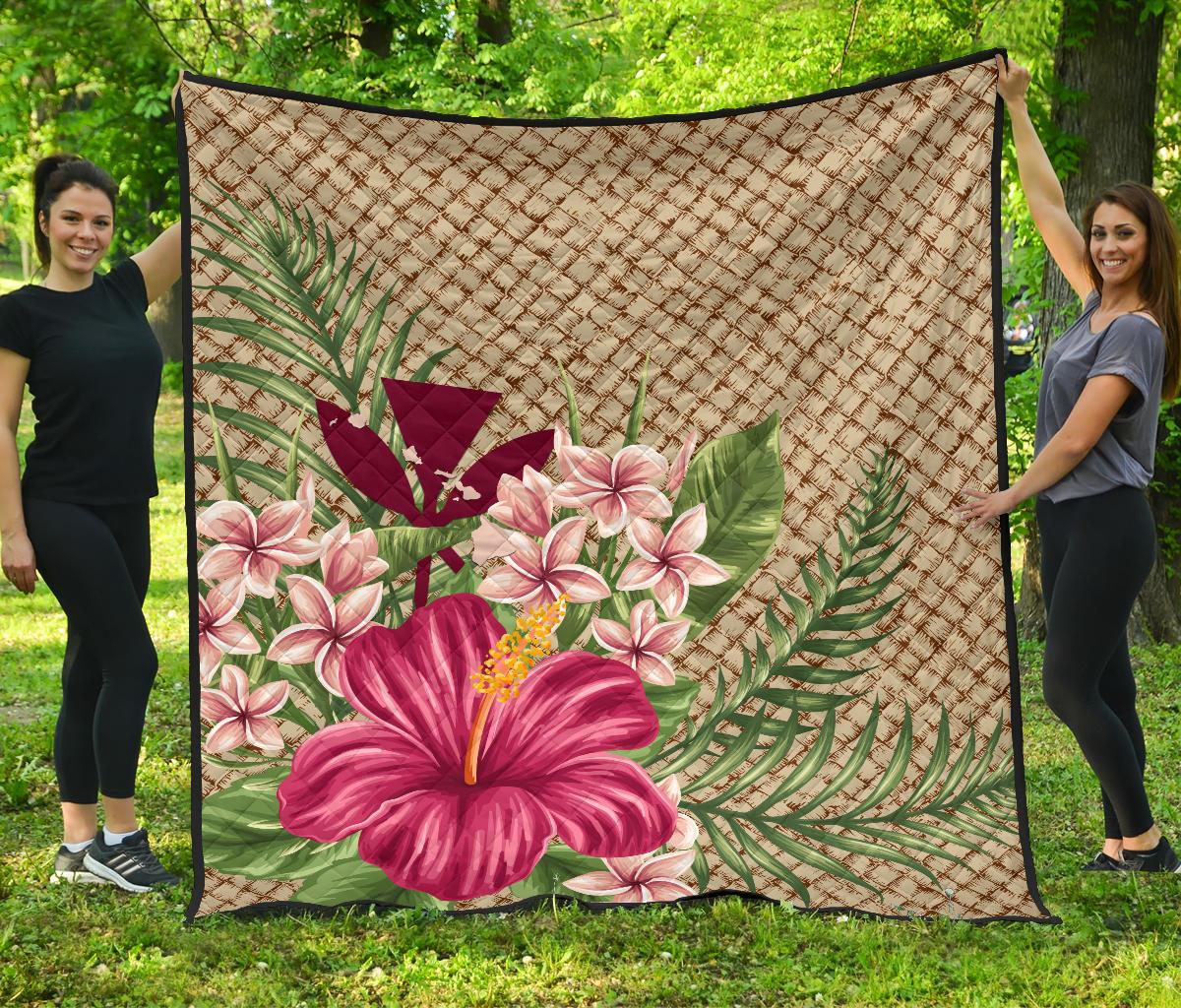 Kanaka Maoli (Hawaiian) Premium Quilt - Lauhala Hibiscus and Plumeria - Wonder Print Shop