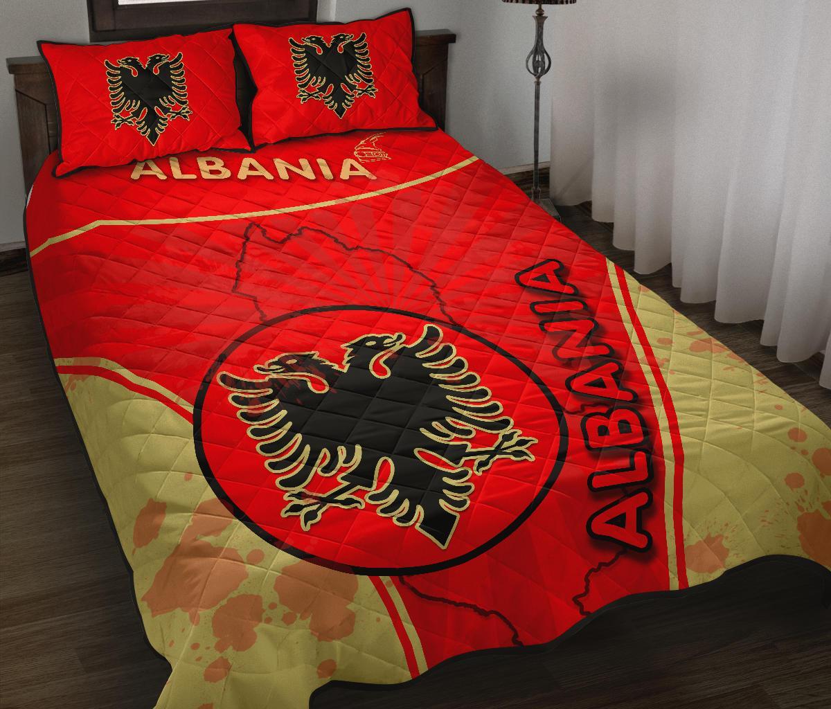 albania-quilt-bed-set-circle-stripes-flag-version