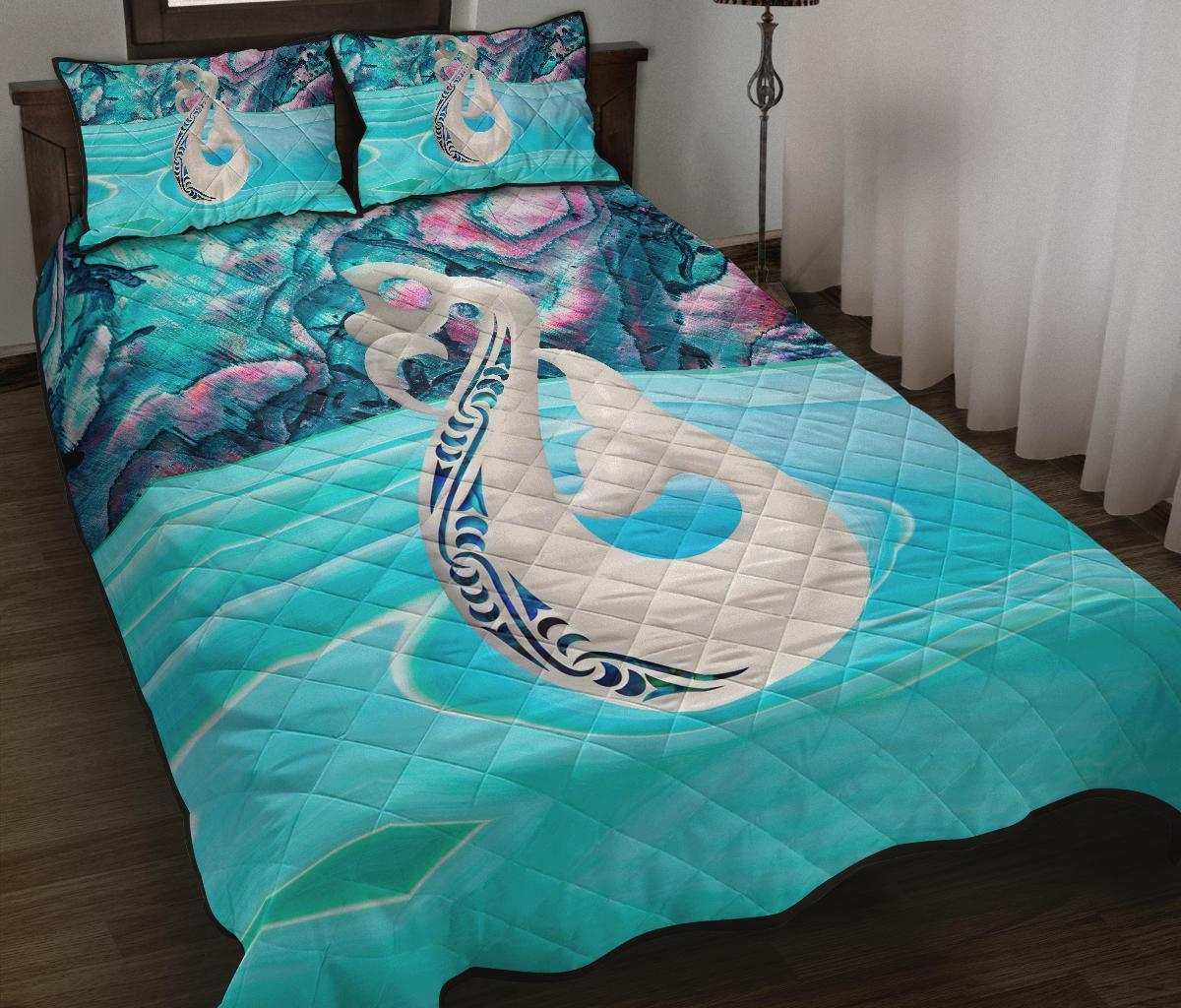 new-zealand-quilt-bed-set-maori-manaia-and-paua-shell-quilt-pillow-cover