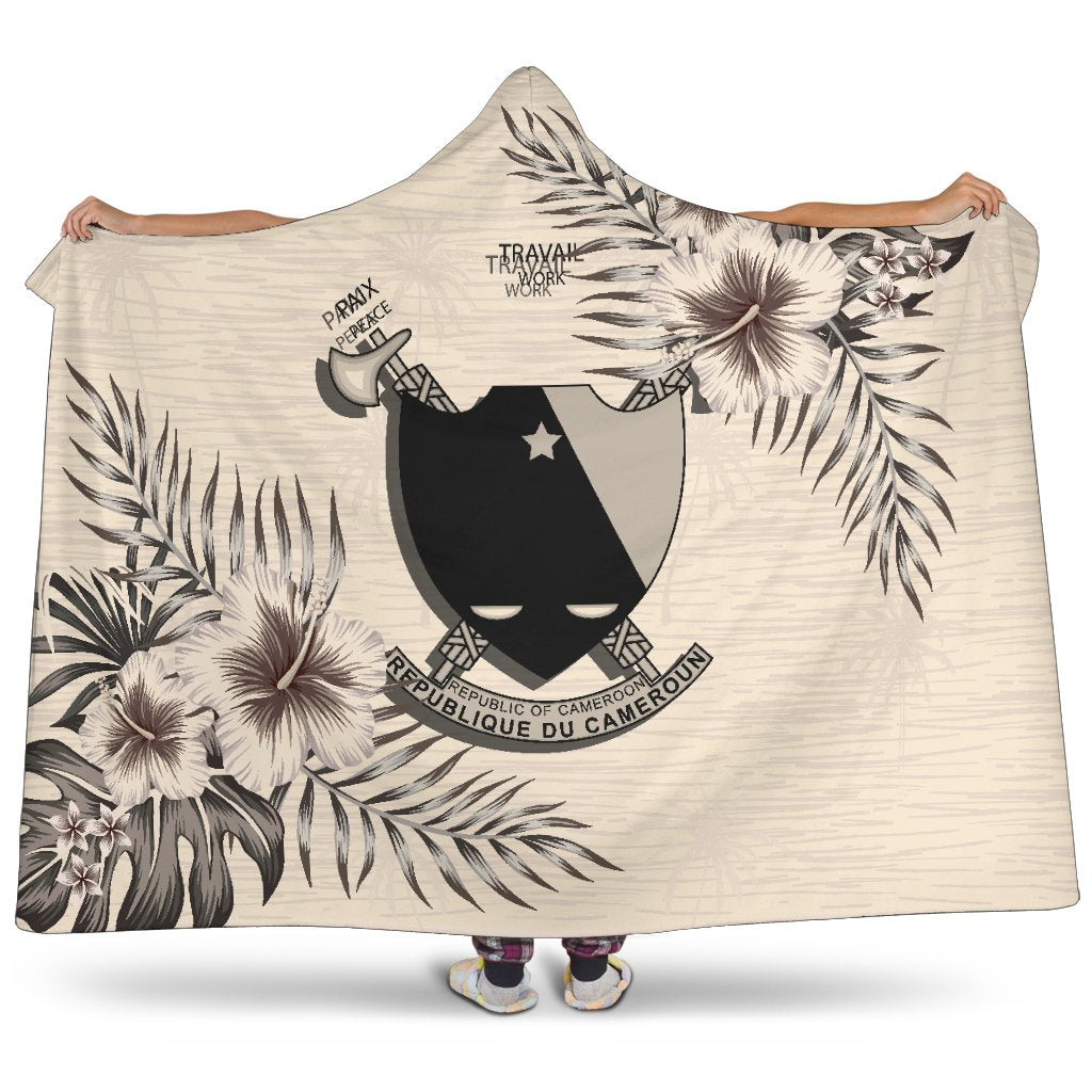 cameroon-hooded-blanket-the-beige-hibiscus