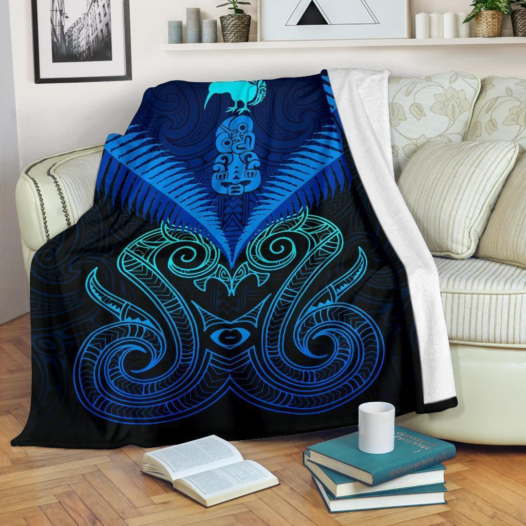 maori-manaia-new-zealand-premium-blanket-blue