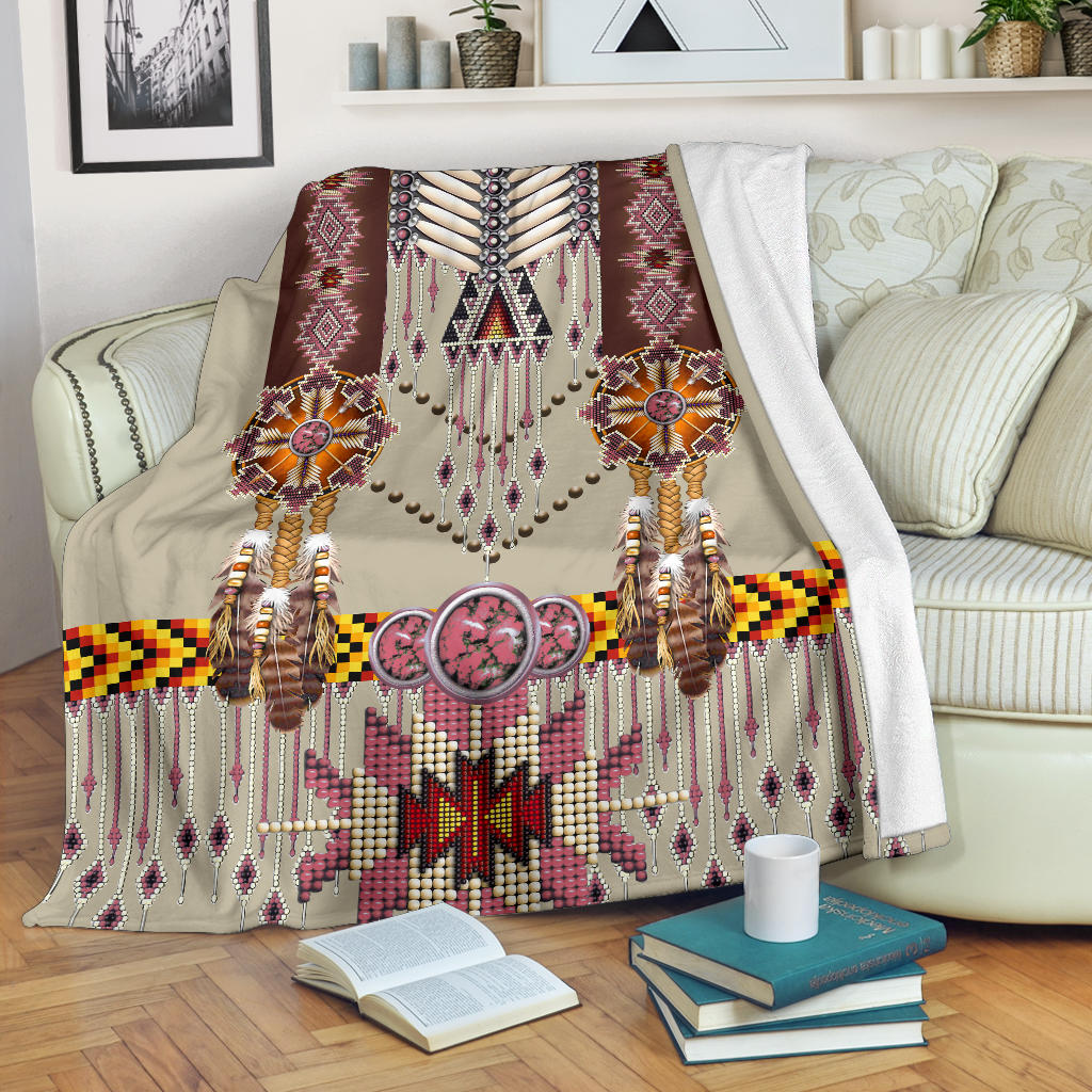 pink-pattern-breastplate-blanket