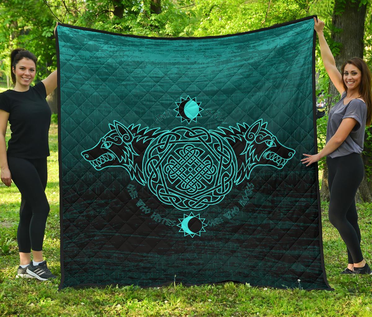Viking Premium Quilt, Skoll and Hati RLT12 - Wonder Print Shop