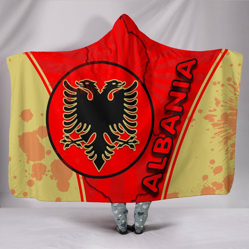 albania-hooded-blanket-circle-stripes-flag-version