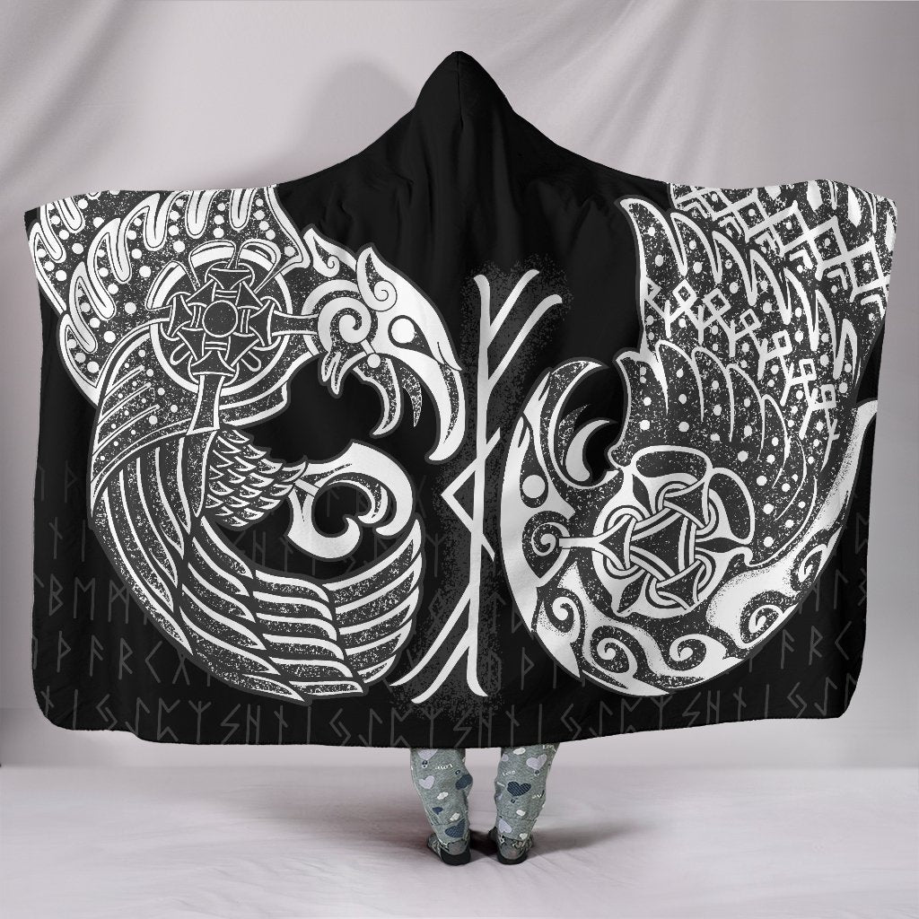 viking-hooded-blanket-raven-tattoo
