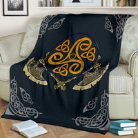 viking-axe-premium-blanket