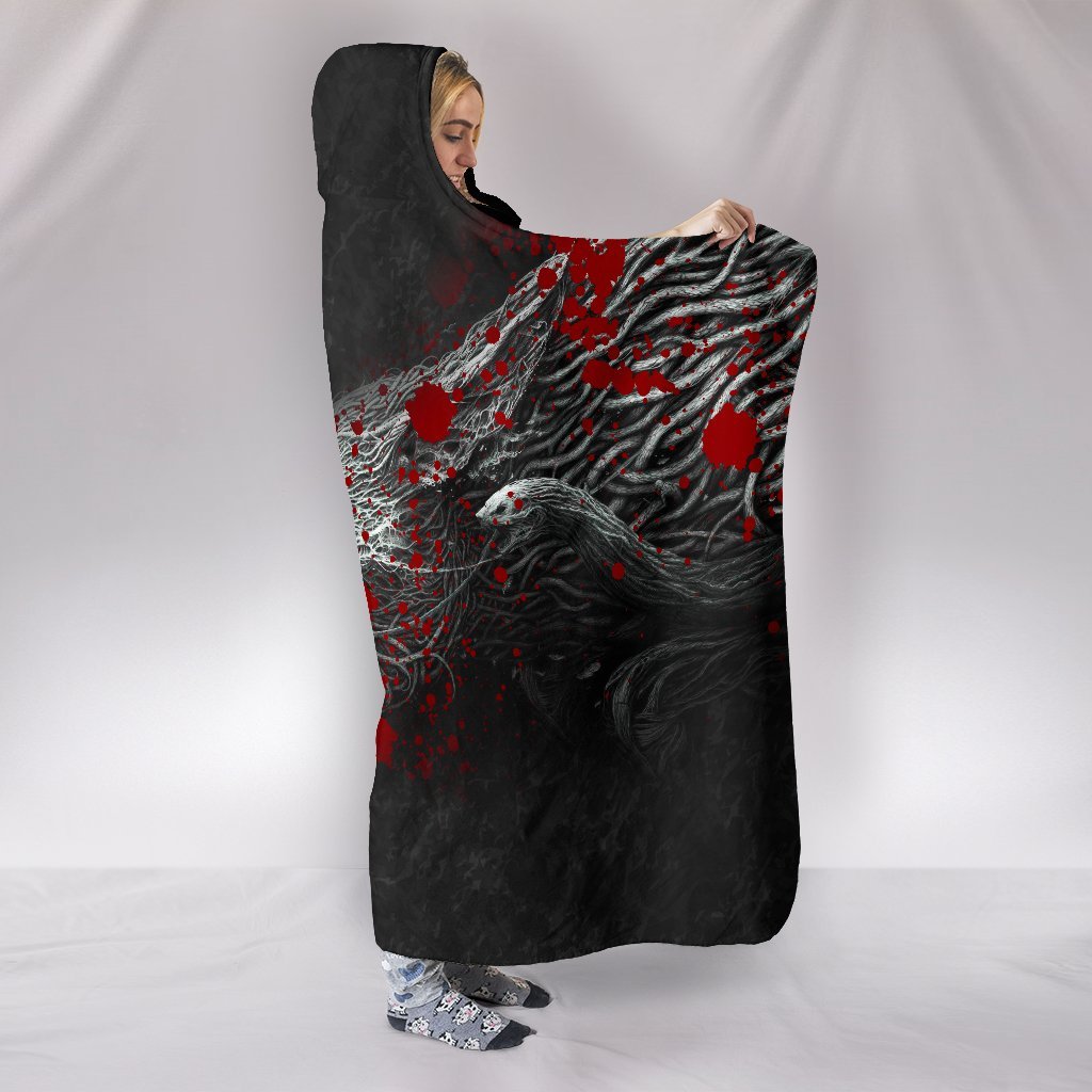 viking-hooded-blanket-fenrir-blood