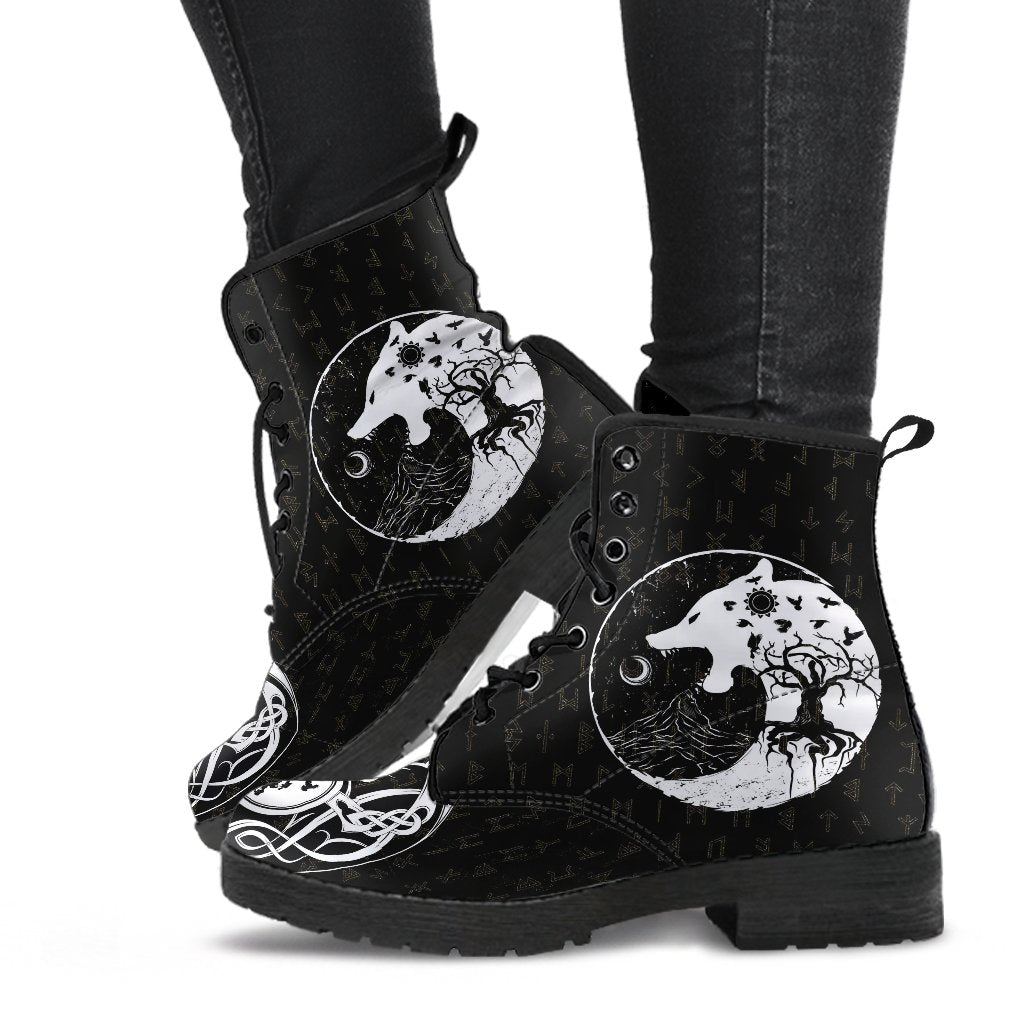 viking-leather-boots-skoll-and-hati-rune-tattoo