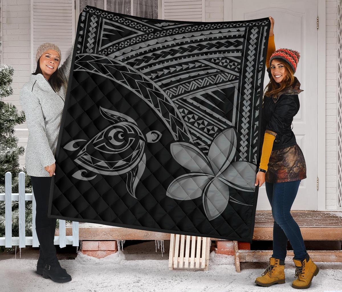 Hawaiian Quilt Hawaii Turtle Plumeria Quilt Grey - Wonder Print Shop