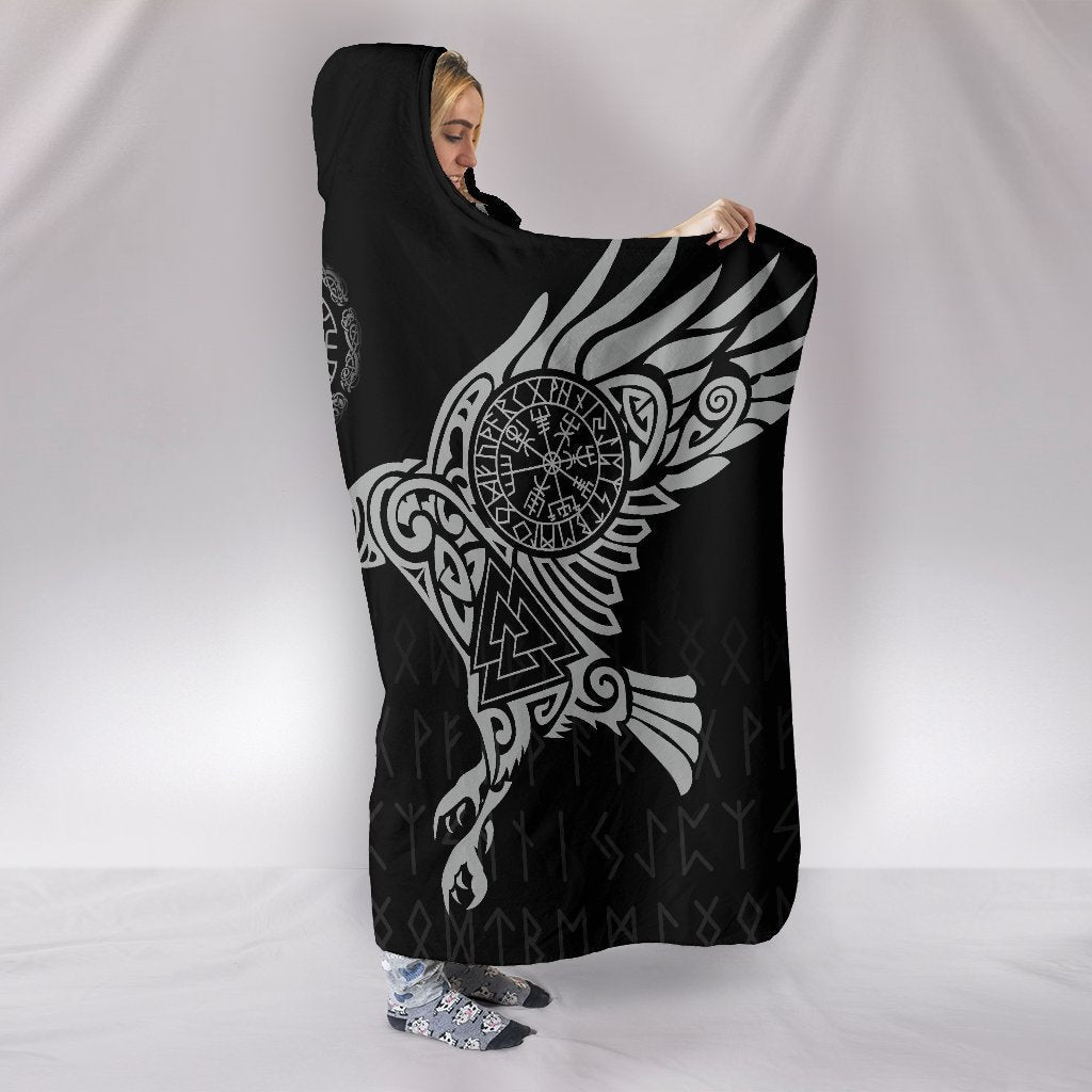 viking-hooded-blanket-the-raven-of-odin-tattoo