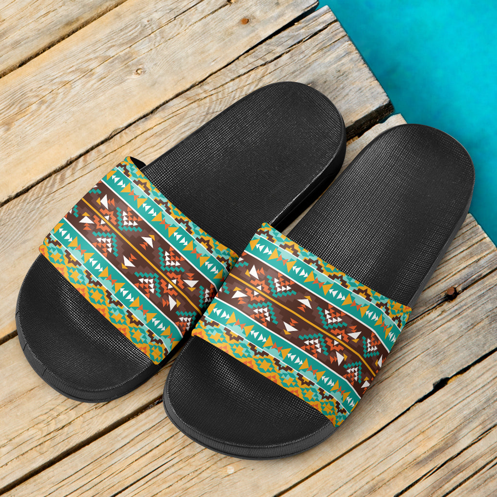 seamless-colorful-slide-sandals