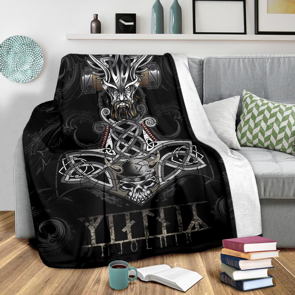 viking-blanket-mjolnir