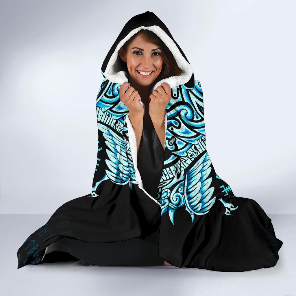 viking-economy-hooded-blanket-fenrir-raven-and-vegvisir-tattoo-cyan