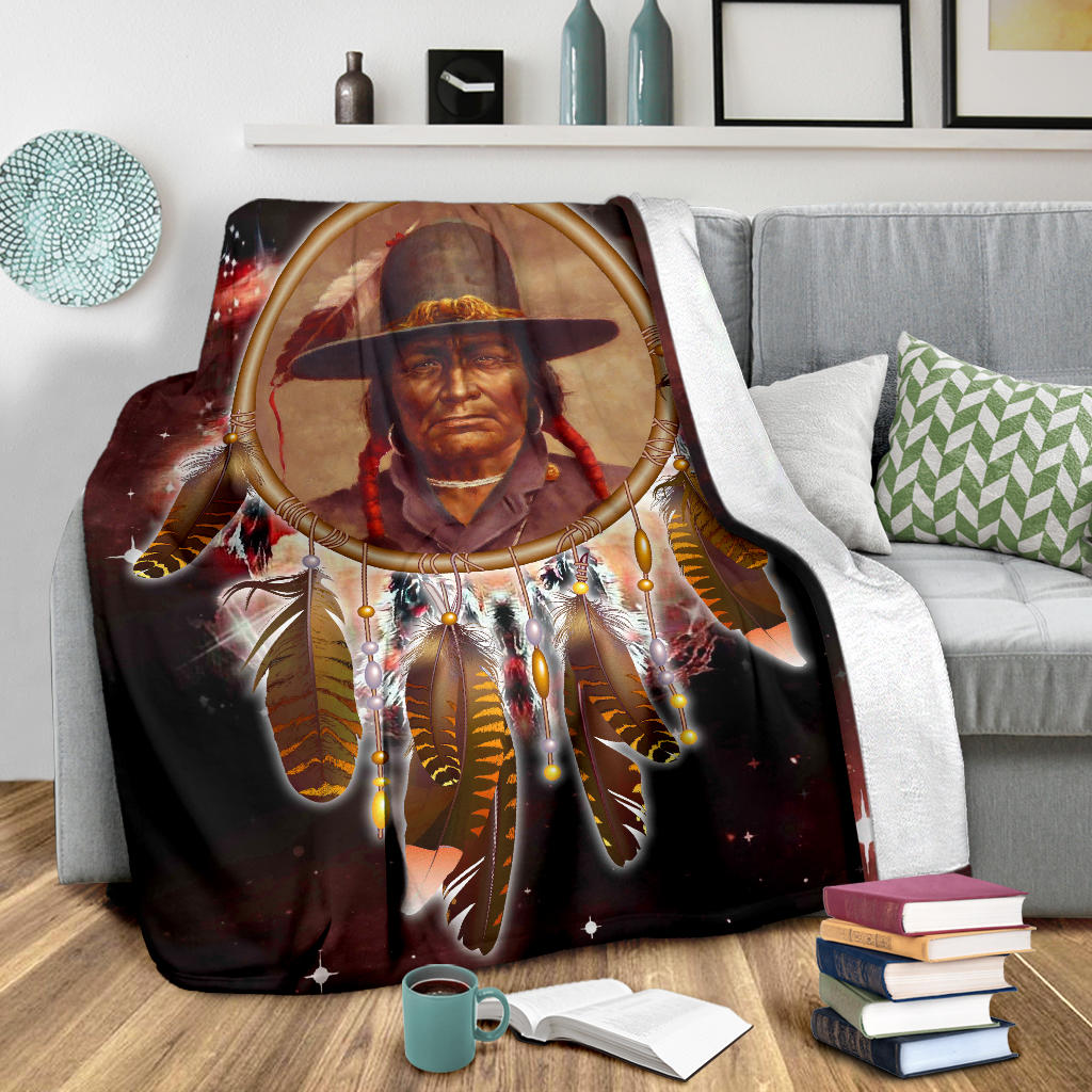 chief-dream-catcher-red-galaxy-blanket