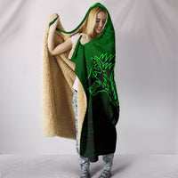 viking-hooded-blanket-skoll-and-hati