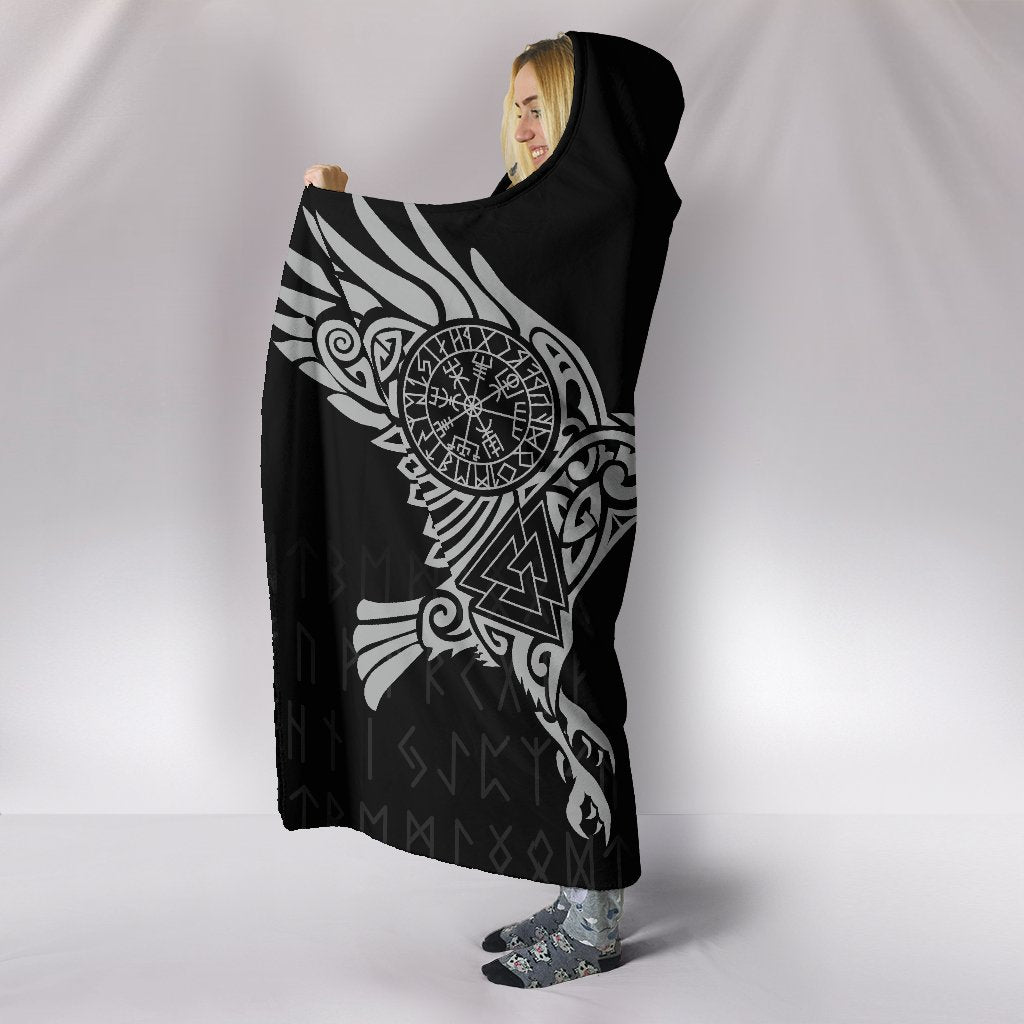 viking-hooded-blanket-the-raven-of-odin-tattoo