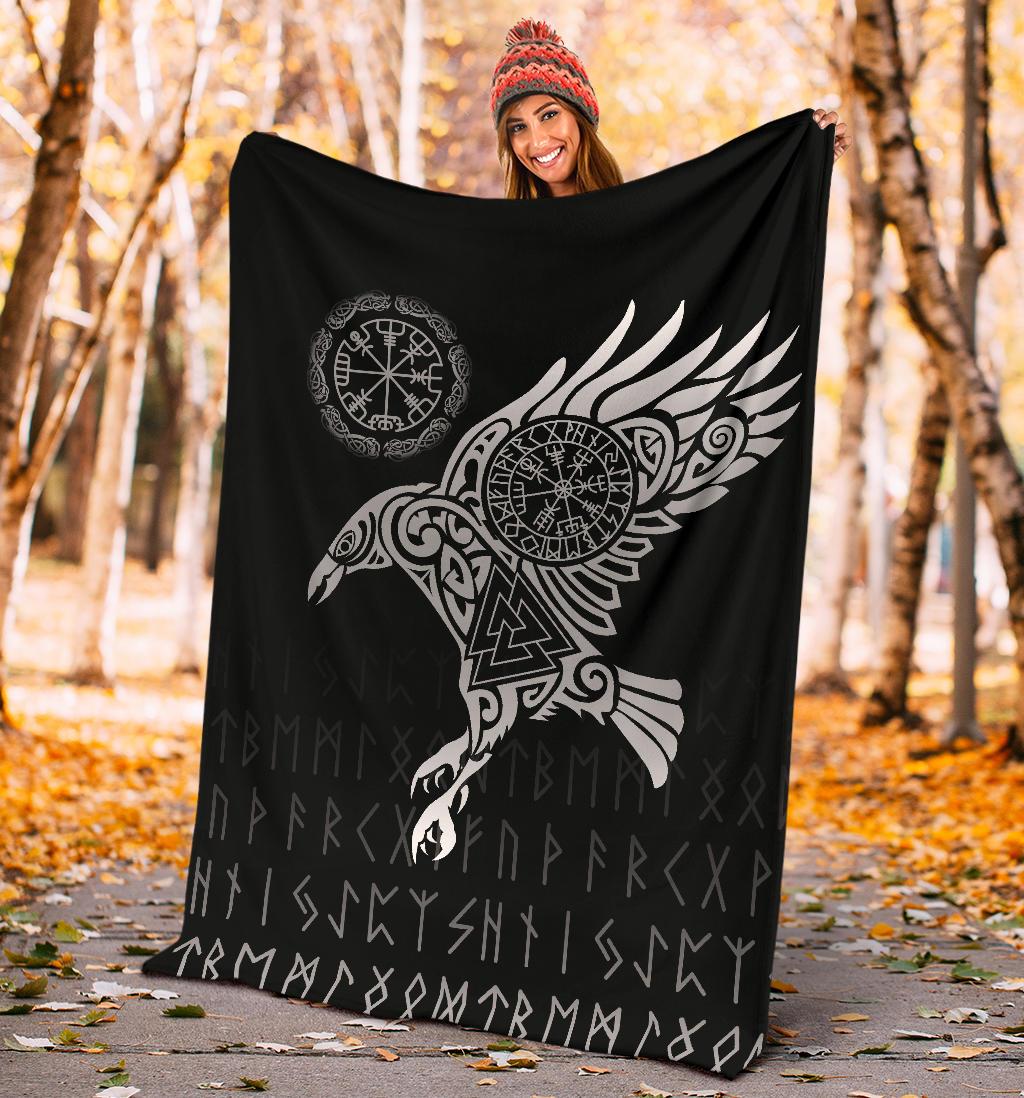viking-blanket-the-raven-of-odin-tattoo