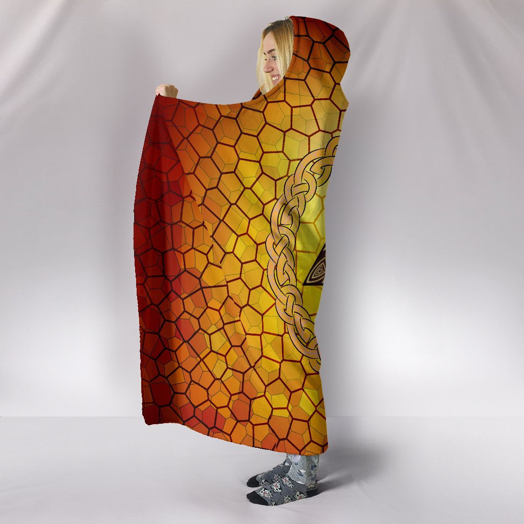 viking-hooded-blanket-valknut-vignette-on-a-gold-background