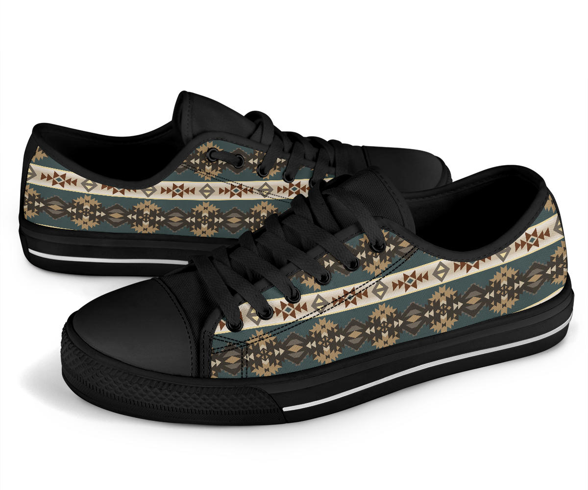 navajo-geometric-seamless-low-top-canvas-shoes
