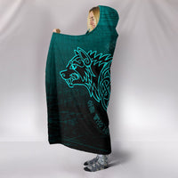 viking-hooded-blanket-skoll-and-hati