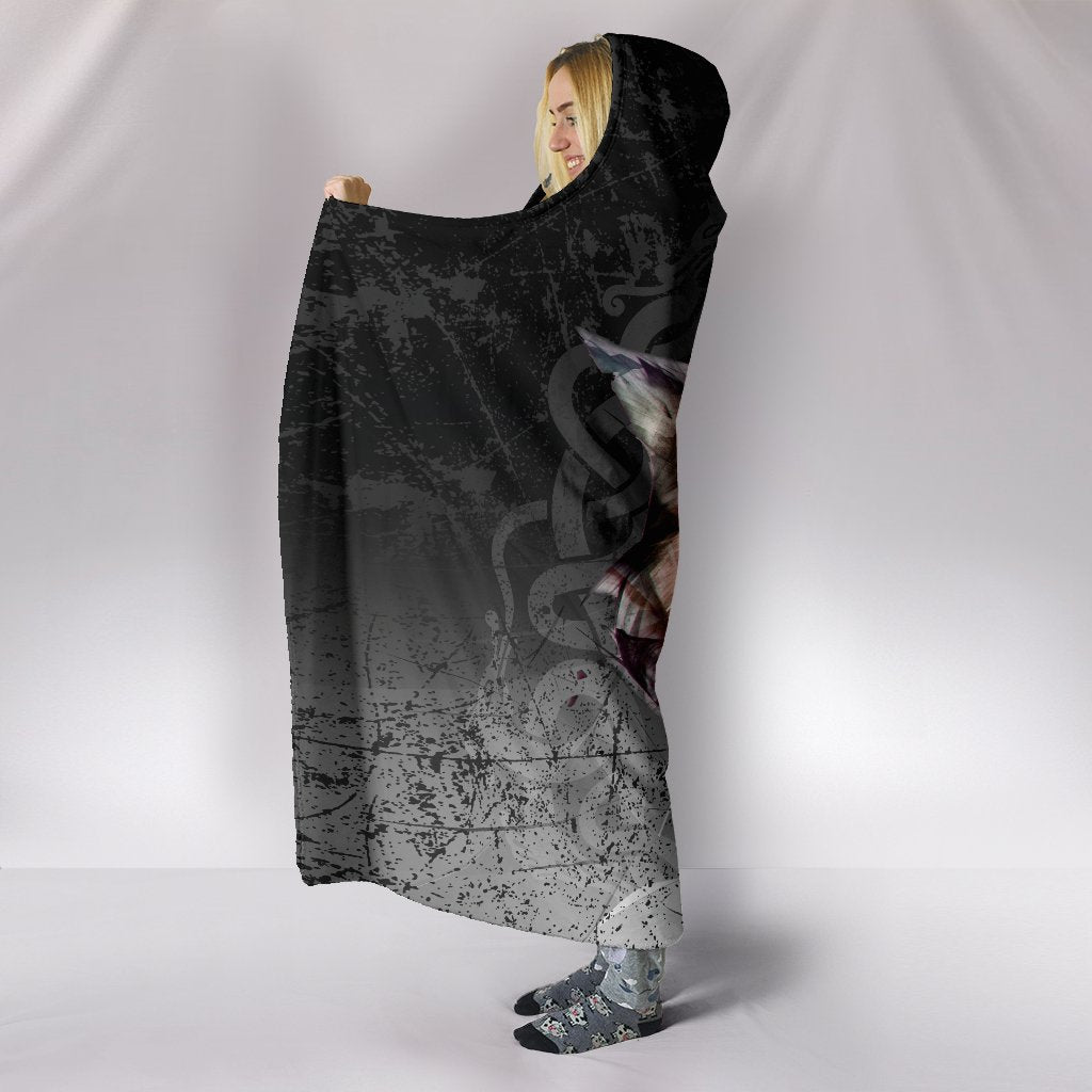 viking-hooded-blanket-fenrir-norse-wolf