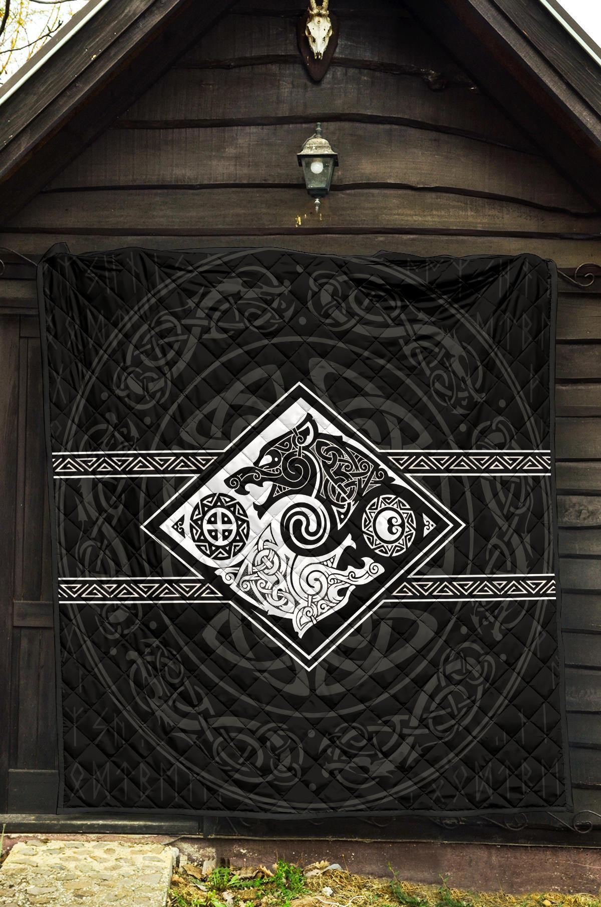 Vikings Premium Quilt The Wolves, Skoll and Hati RLT12 - Wonder Print Shop