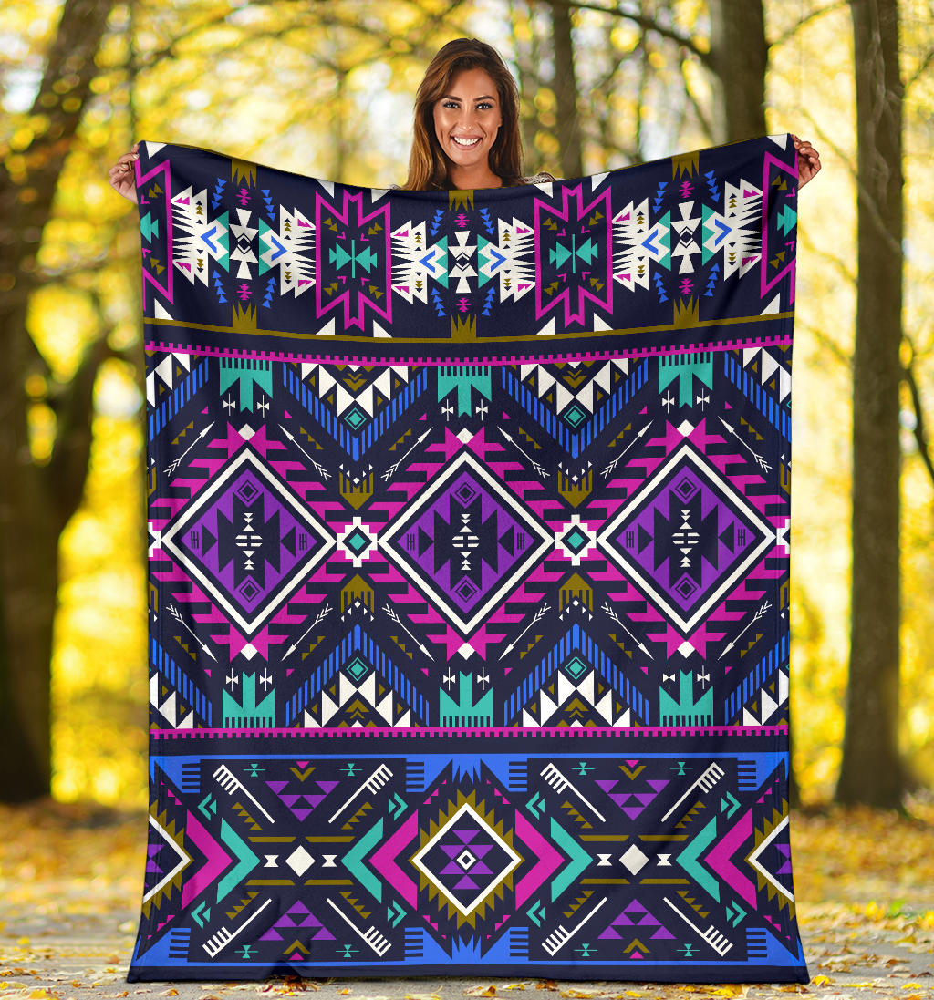 purple-tribe-pattern-blanket