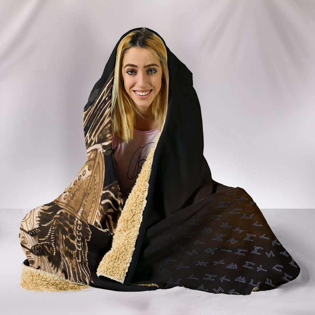 viking-hooded-blanket-odin-raven-viking-gold