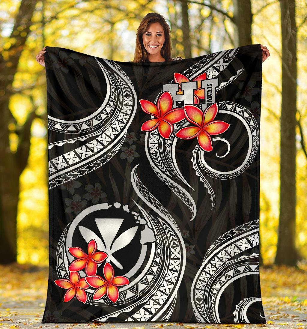 polynesian-hawaii-premium-blanket-black-plumeria