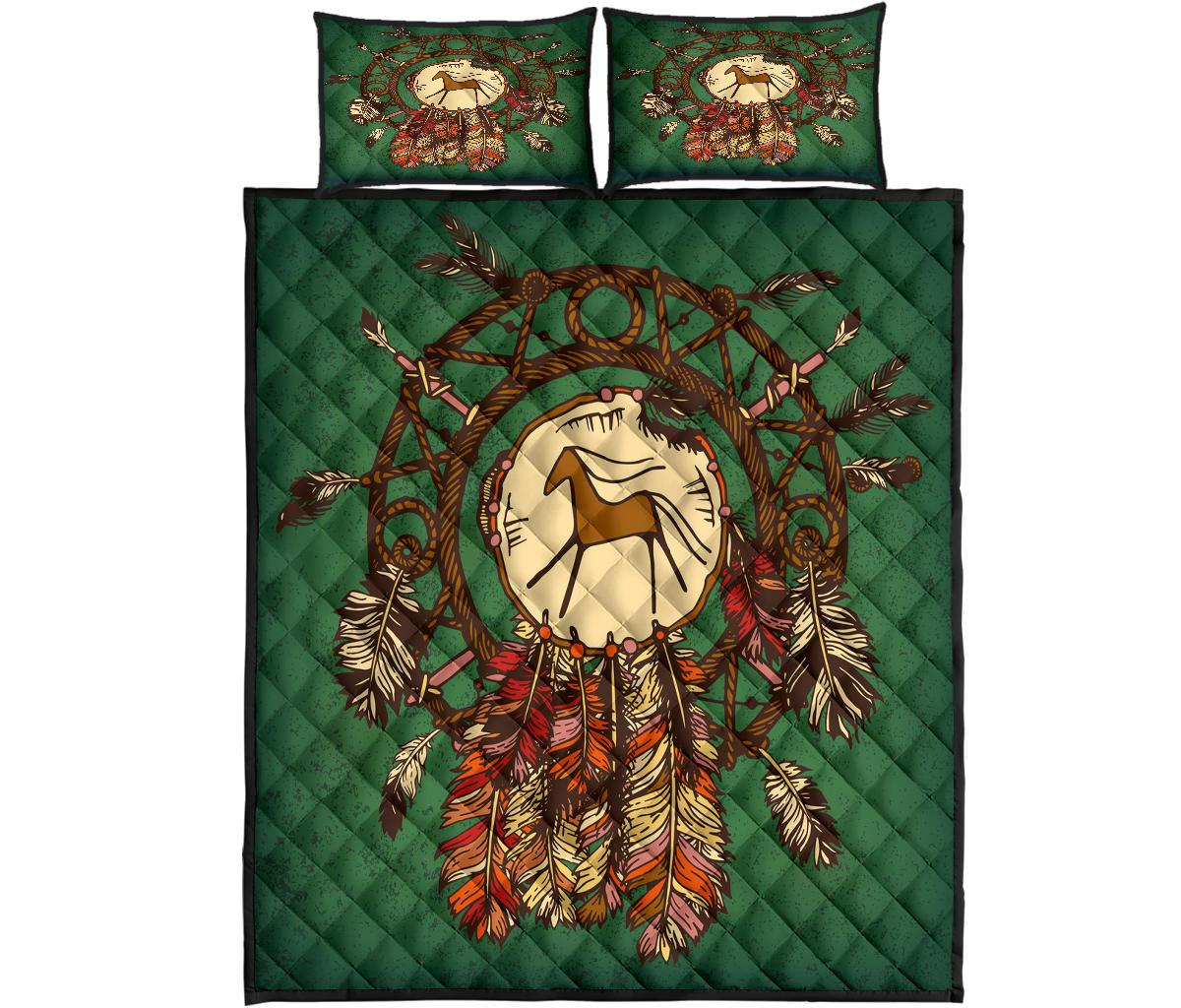 Green horse dreamcatcher quilt with two matching pillows, multicolor feather accents