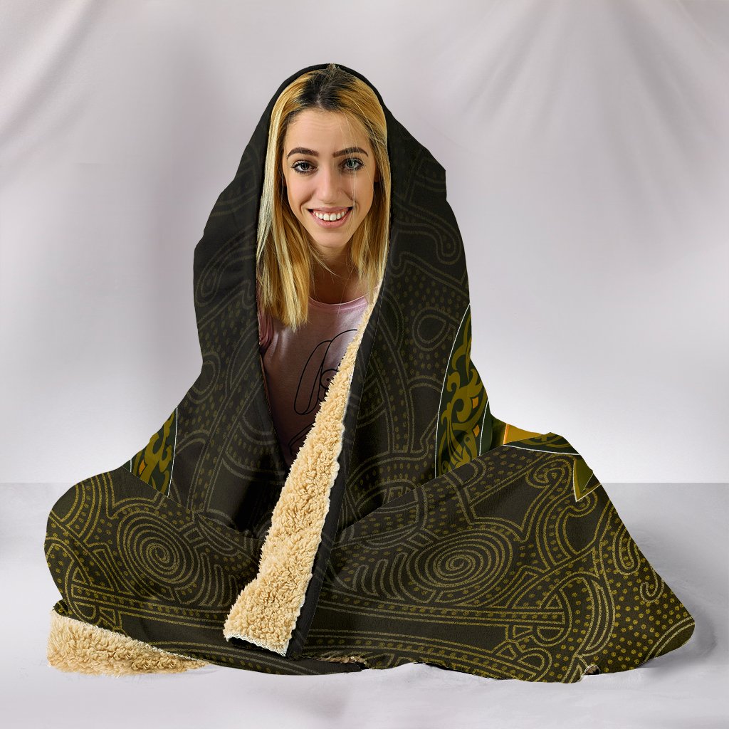 viking-hooded-blanket-ethnic-odin-raven-gold
