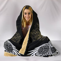 viking-hooded-blanket-raven-valknut-and-vegvisir