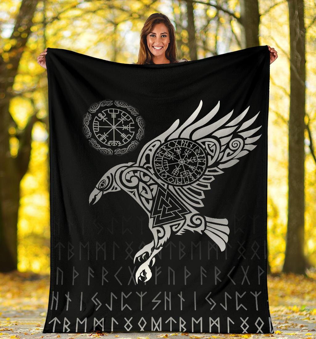 viking-blanket-the-raven-of-odin-tattoo