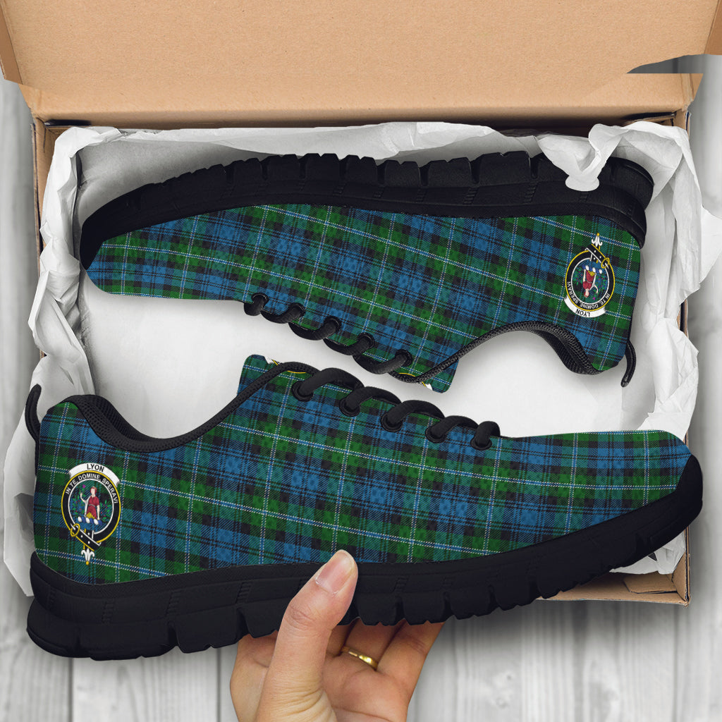 scottish-lyon-clan-crest-tartan-sneakers