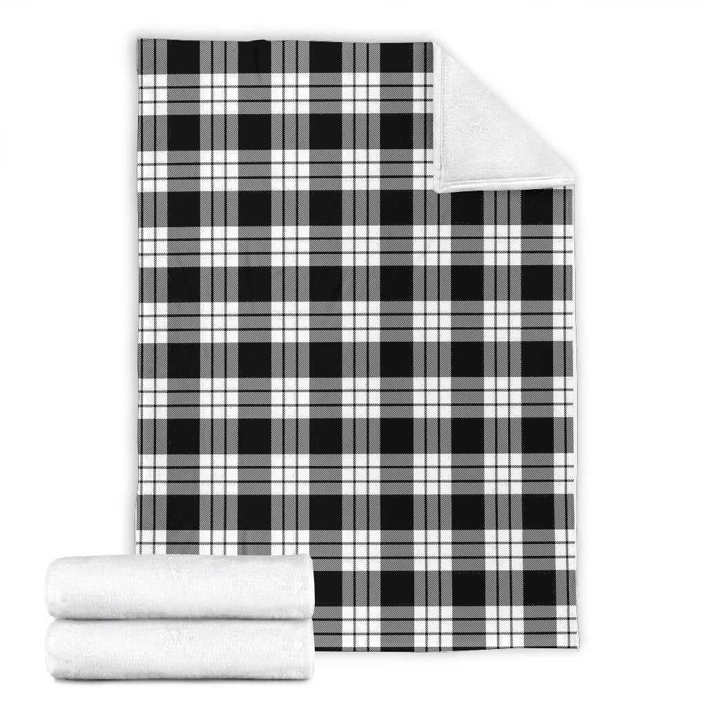 scottish-macfarlane-black-white-clan-tartan-blanket