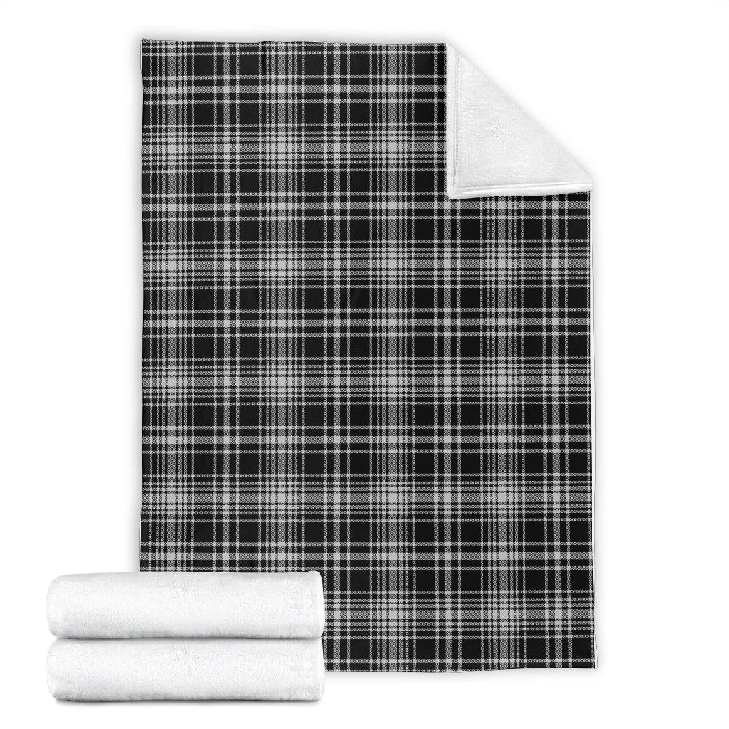 scottish-maclean-black-and-white-clan-tartan-blanket