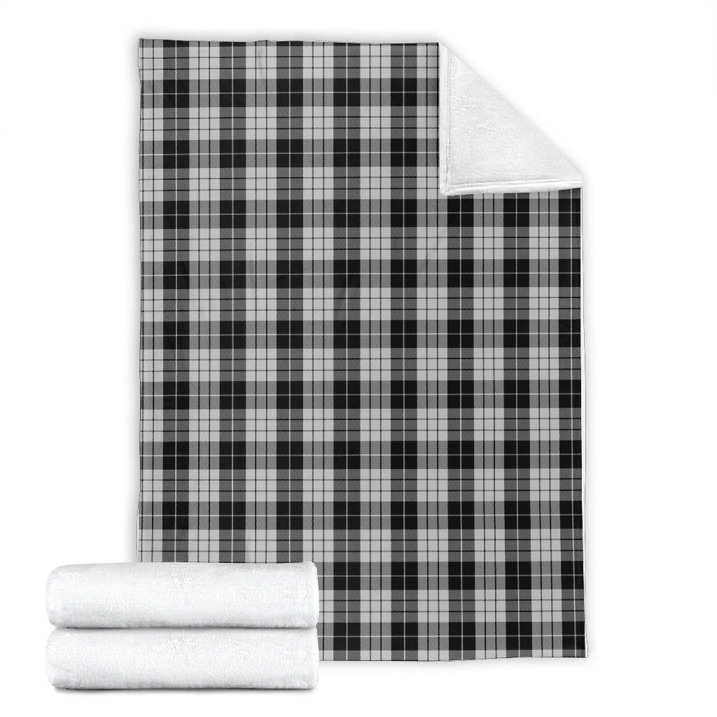 scottish-macleod-black-and-white-clan-tartan-blanket
